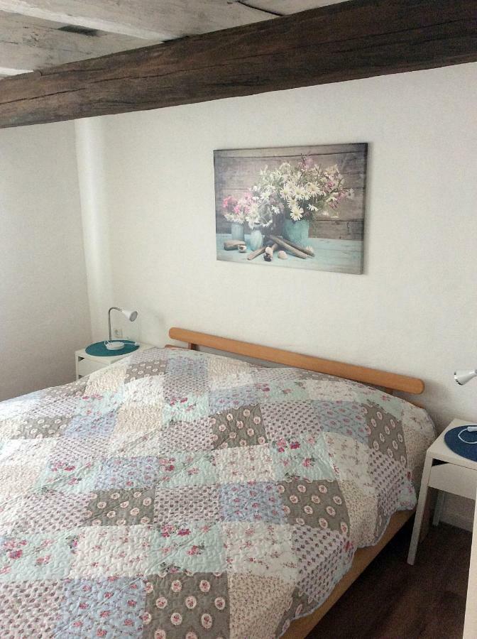 Gaestewohnung A+C Bovet Strasen Bagian luar foto