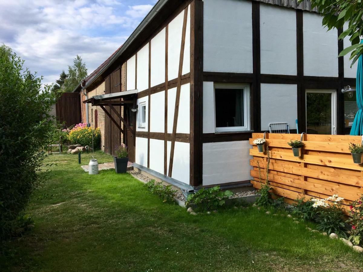 Gaestewohnung A+C Bovet Strasen Bagian luar foto
